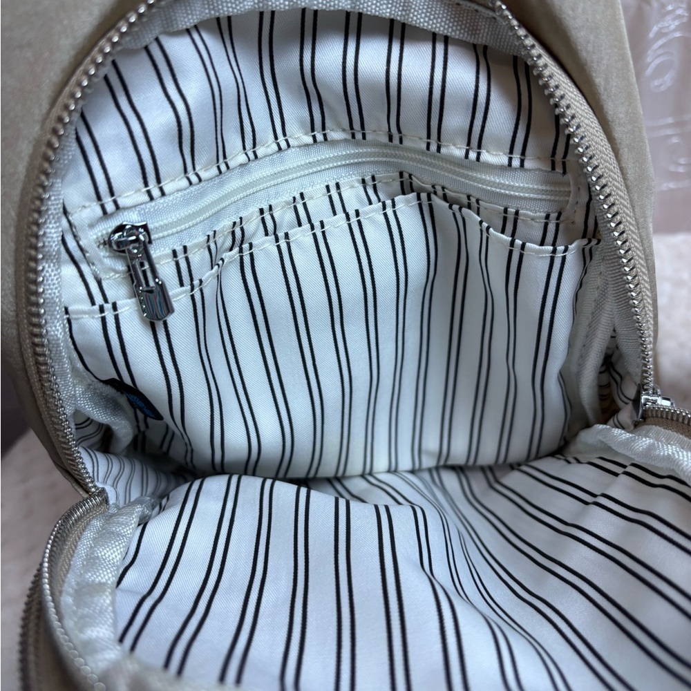 Madison West Los Angeles Nylon Sling Bag w/Adjustable Strap - Picture 16 of 16